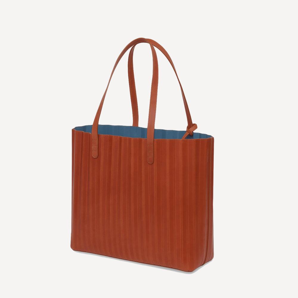 Debossed lederen tote