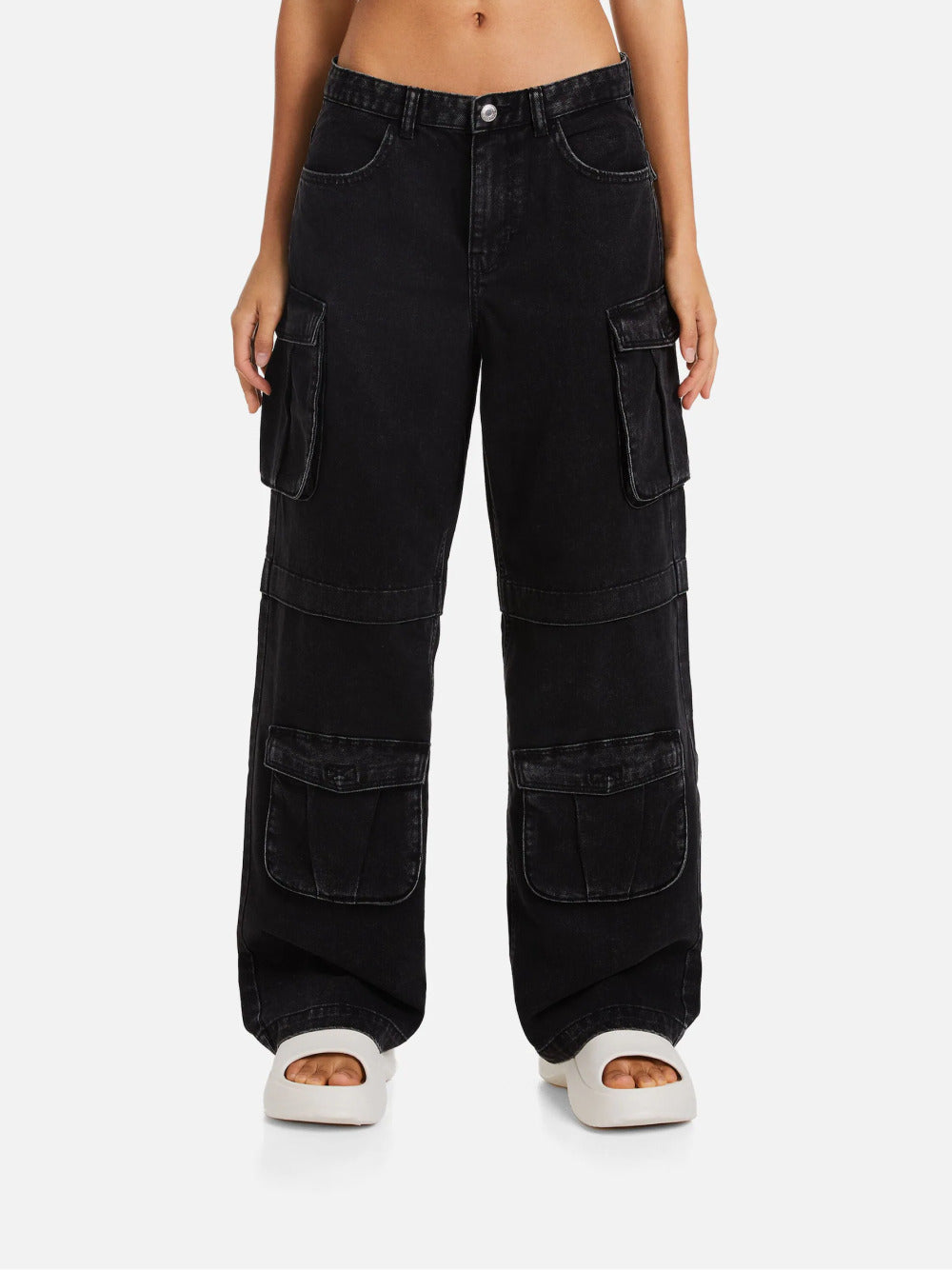 Jeans cargo multi-tasca