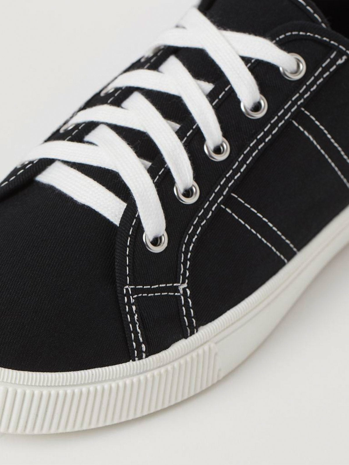 Trainers Shoes