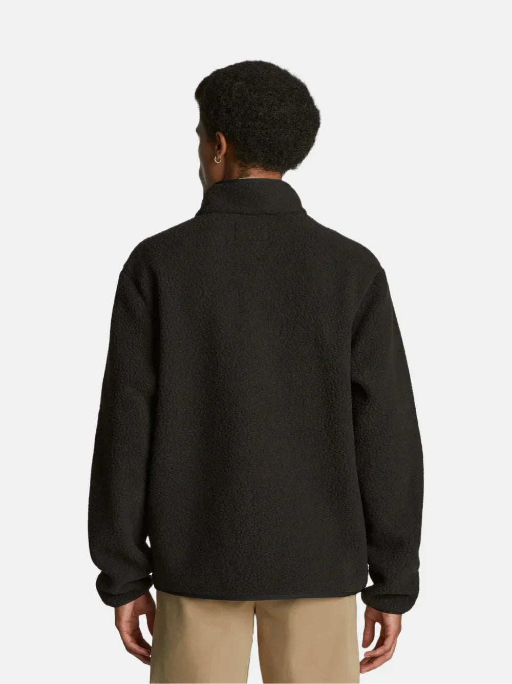 De zwarte pullover