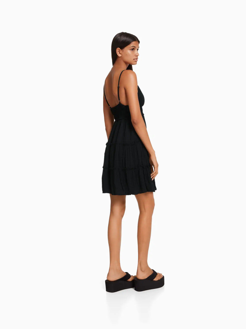 Mini -Kleid mit gekräuselten Gurten