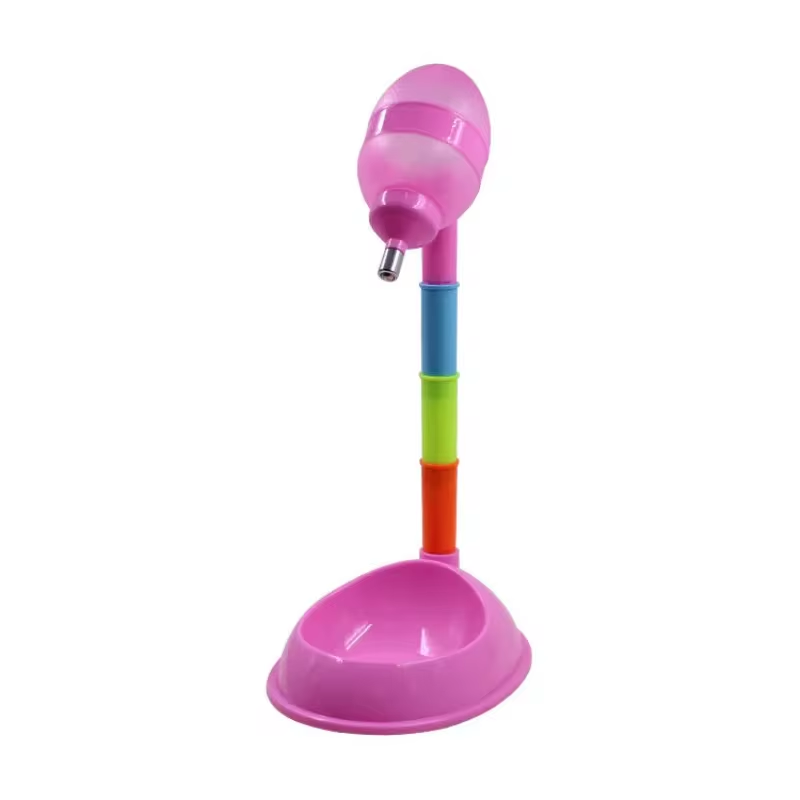 Feeder met dispenser en waterkom voor huisdieren